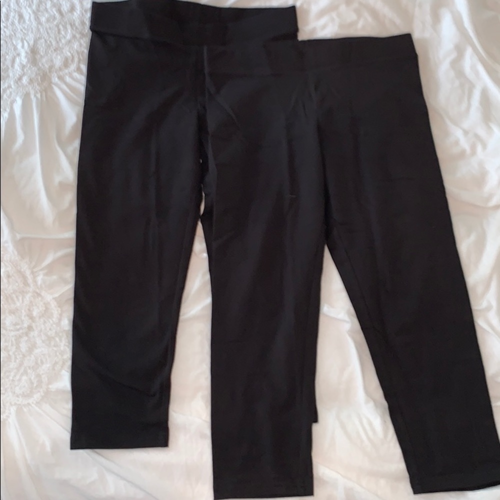 Simply Vera Wang Capri leggings
